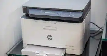 Une imprimante de taille moyenne pour entreprise