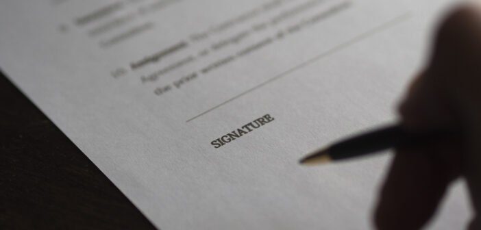 Ce que dit la loi sur les assurance professionnelle en France