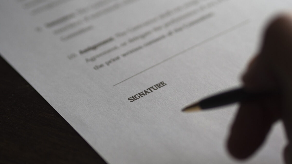 Ce que dit la loi sur les assurance professionnelle en France